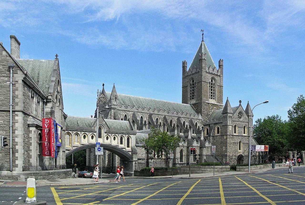 Spacious 2-Bedroom Apartment Near O'Connell St Dublin Exterior photo