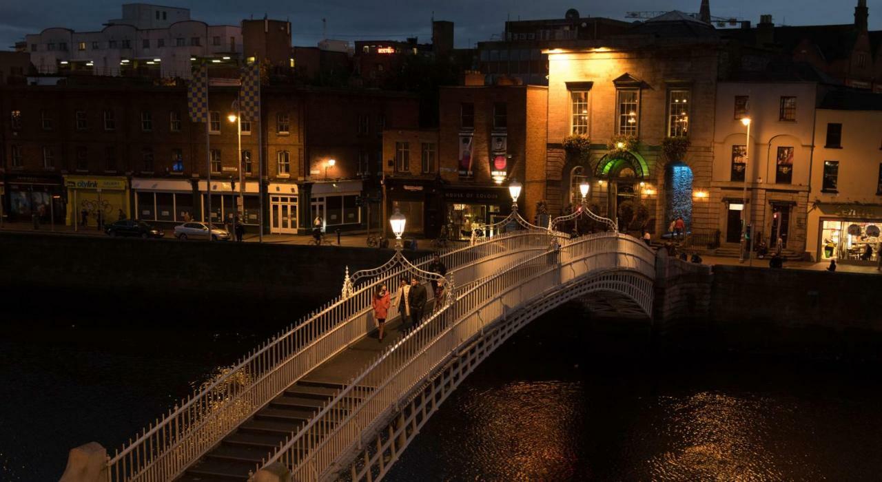 Spacious 2-Bedroom Apartment Near O'Connell St Dublin Exterior photo